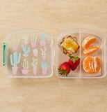 The divider inside will separate your food to avoid mishaps.