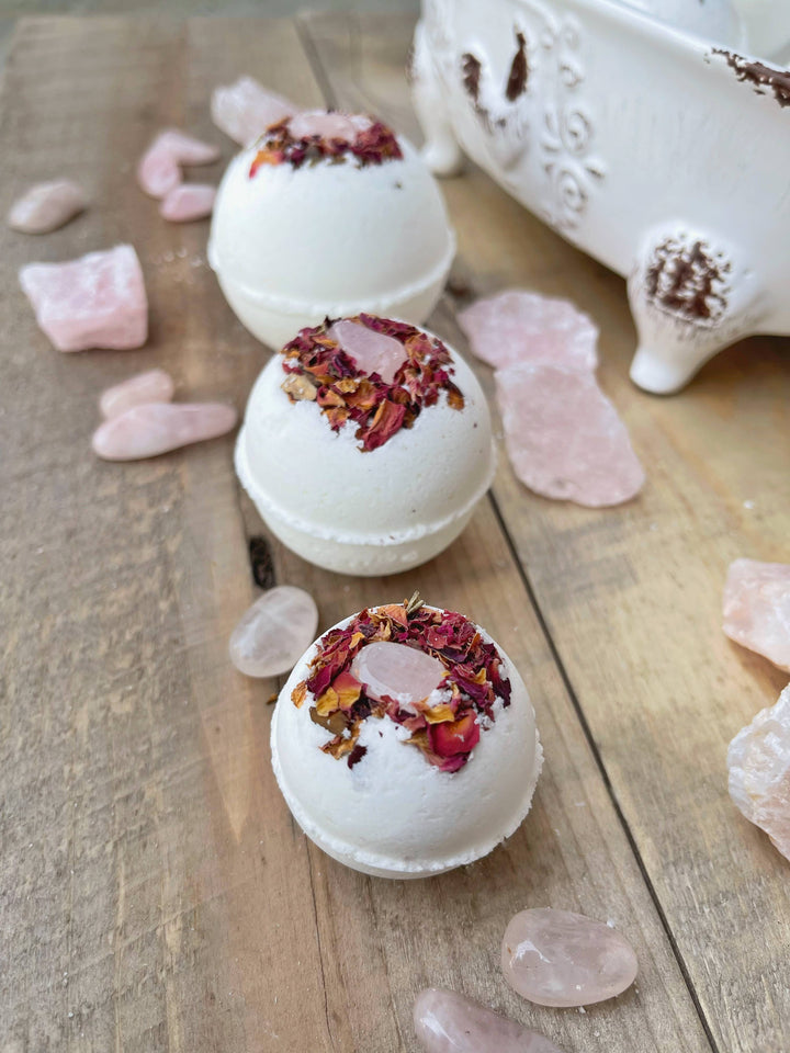 Rose Quartz &amp; Rose Bath Bomb: Medium