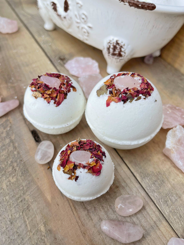 Rose Quartz &amp; Rose Bath Bomb: Medium