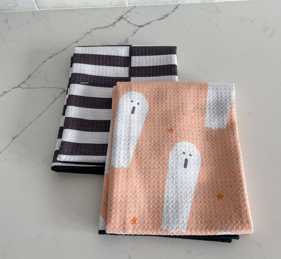 HALLOWEEN Spook Alley Kitchen Towel