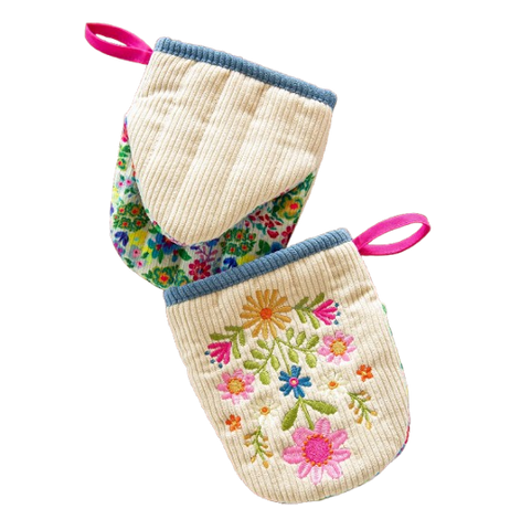 Embroidered Mini Oven Mitt Set