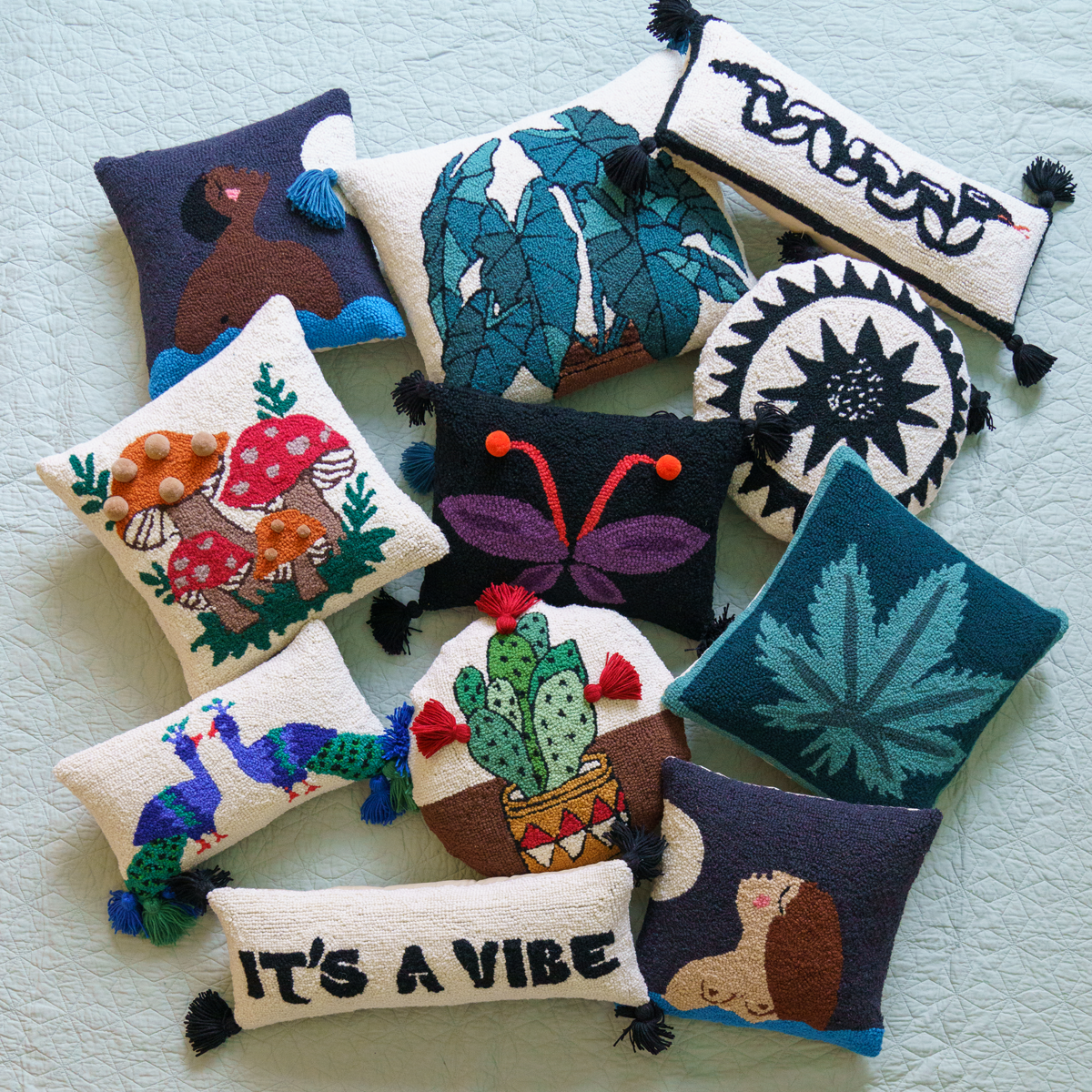 Peking Handicraft Shroomy Hook Pillow - Thumbnail 2