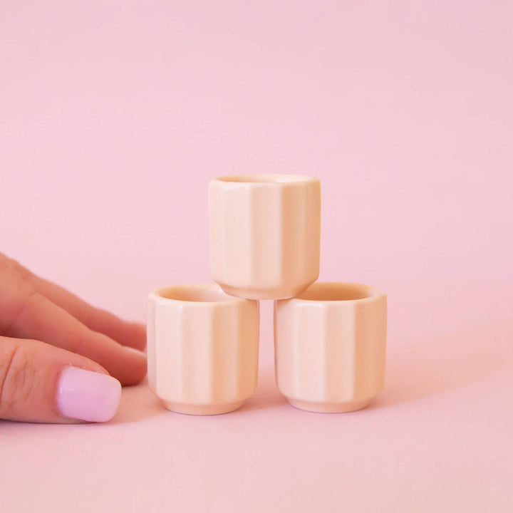 Mini Monroe Planter : Vintage White