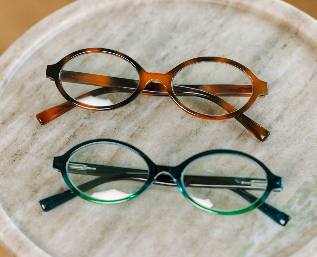 Filly (Blue Light): Teal/Green Ombre / Reading / 2.75