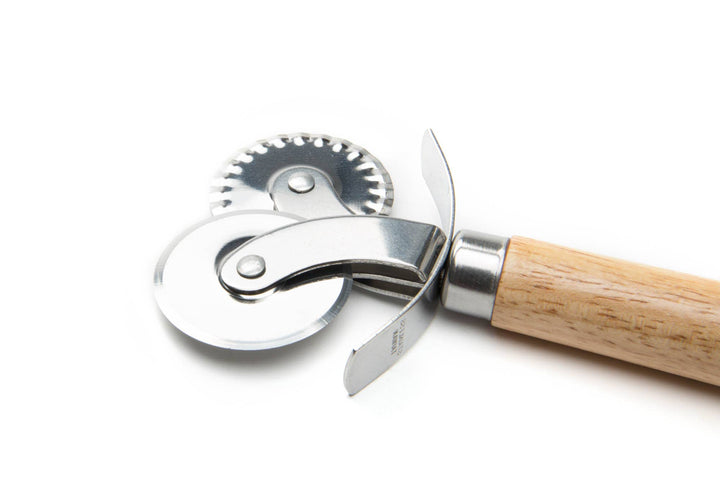 Fox Run Pastry Wheel Crimper, Cutter, 1" x 2.75" x 6.5"