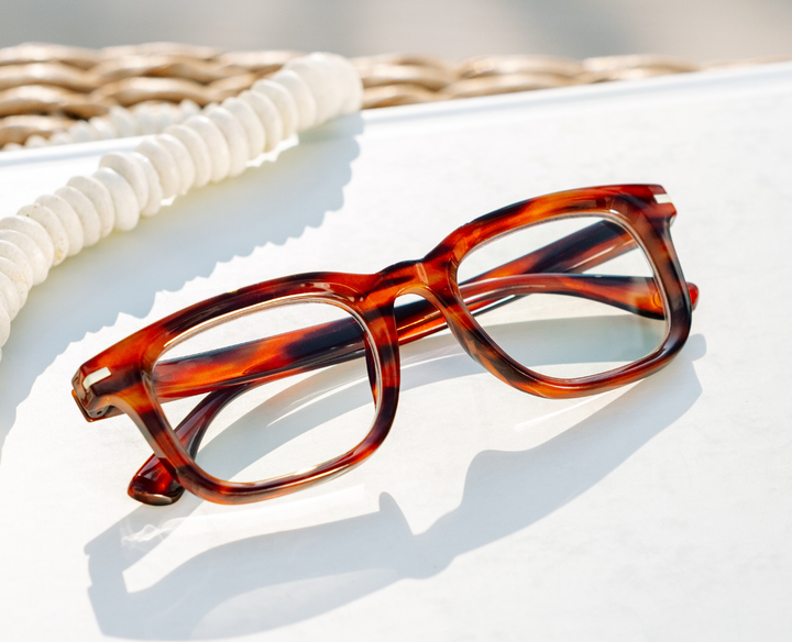 Tangerine (Blue Light): Tortoise Horn / Reading / 1.25