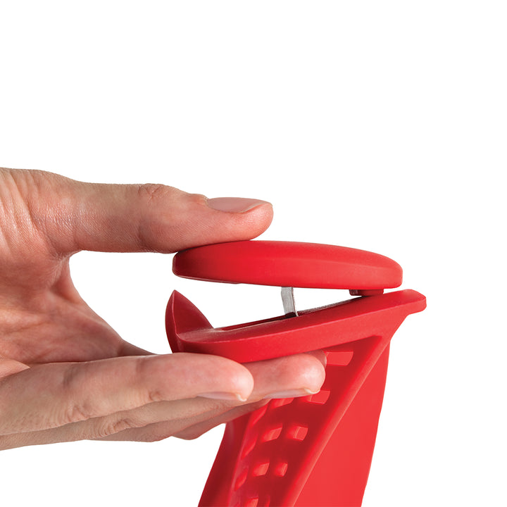 Crabby Clip-On Strainer