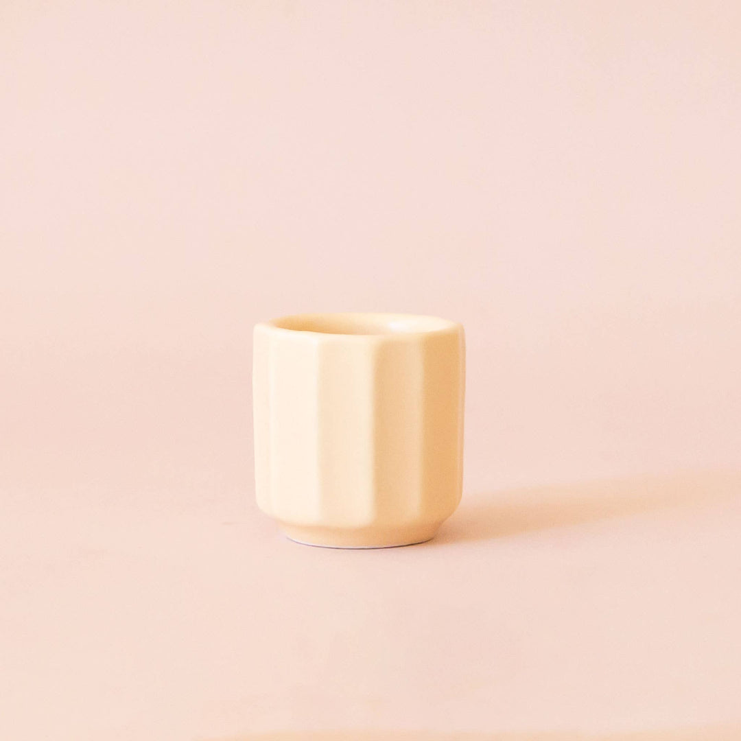 Mini Monroe Planter : Vintage White