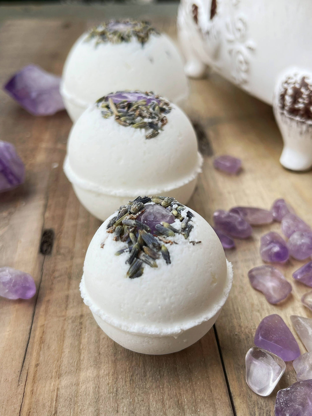 Amethyst &amp; Lavender Bath Bombs: Medium