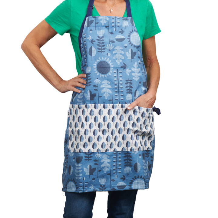 Attach and Go Apron- HJ Mod Sunflower: Ombre Blue