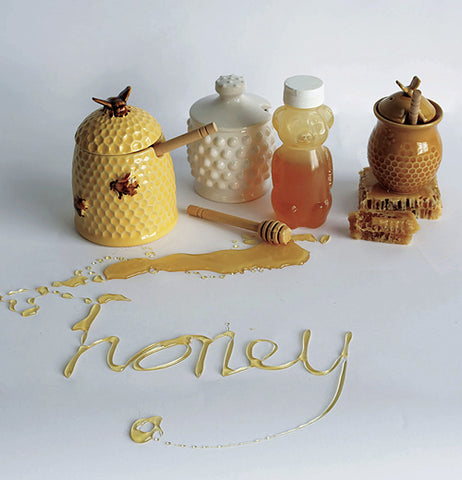 Ceramic Honey Jar with Wooden Dipper
