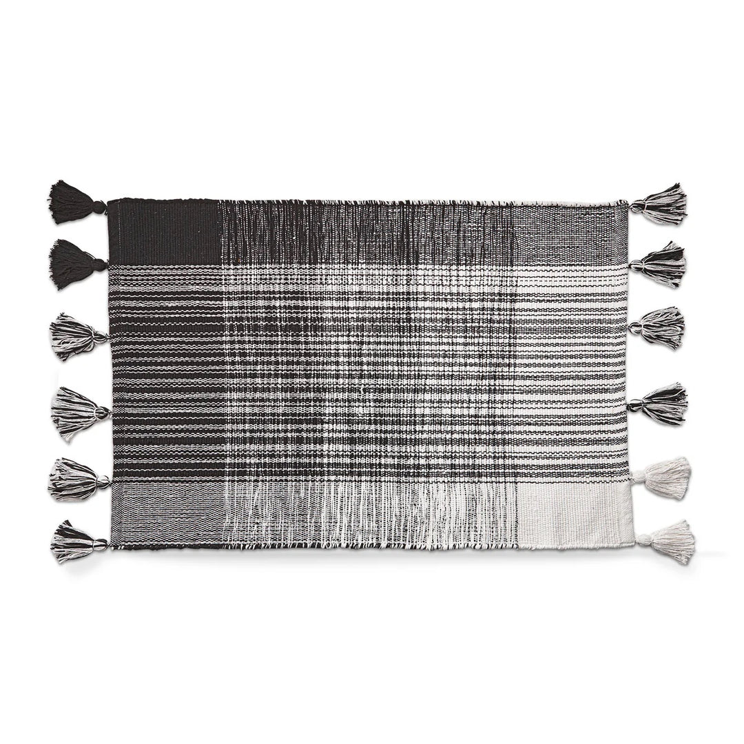 Tassel Plaid Rug Black