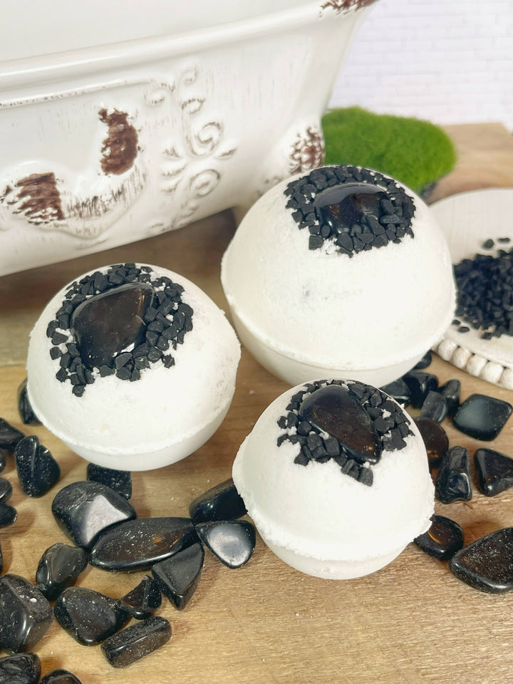 Obsidian &amp; Black Lava Salt Bath Bomb: Medium