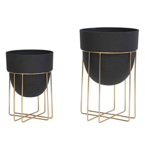 Black Planter With Stand