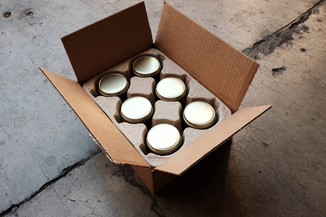 Amber &amp; Moss - 7.2 oz Standard Soy Candle