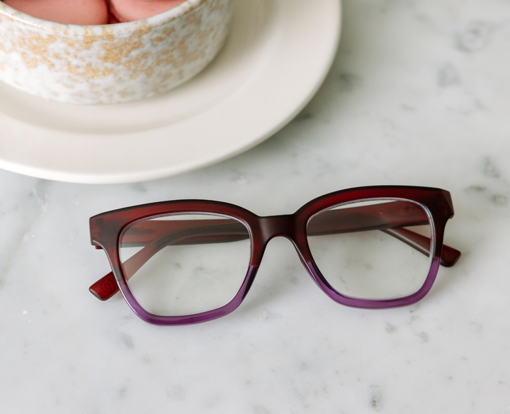 Zoey (Blue Light): Chai Tortoise/Pink / Reading / 1.00