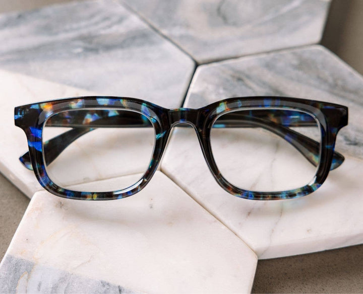 Otto (Blue Light): Teal Ombre Horn / Reading / 1.25