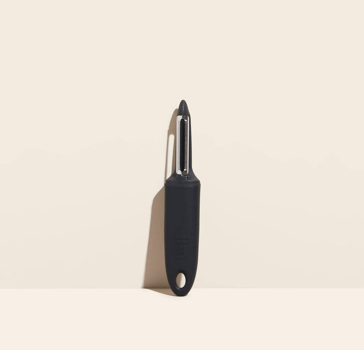 Peeler: I-Handle Serrated