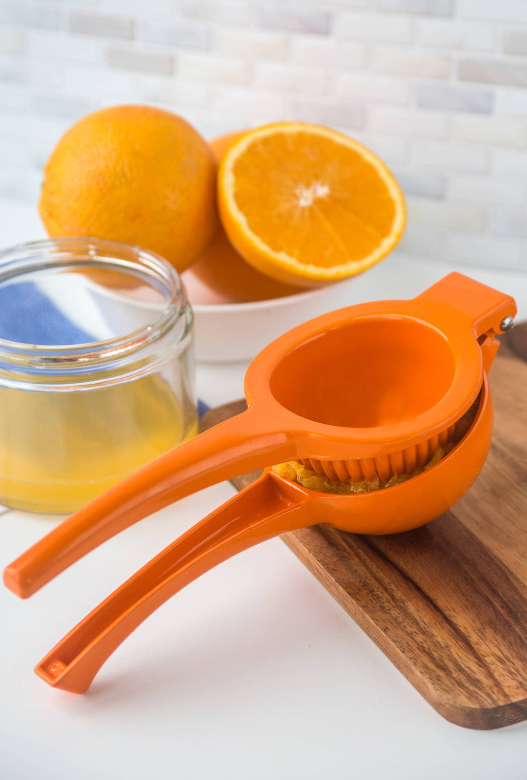 Orange Juicer, 3" x 3.5" x 9.25"