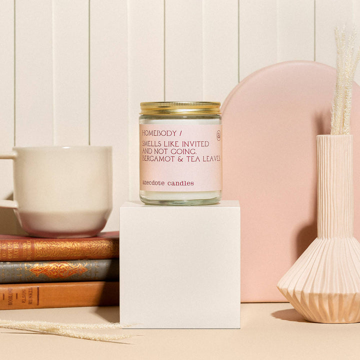Homebody Candle (Bergamot &amp; Tea Leaves) Candle: 7.8 oz glass jar