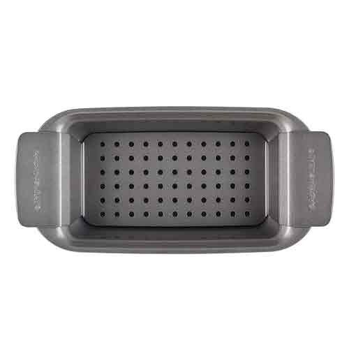The dish and its insert are shown from the top.