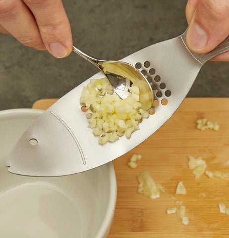 Fish Garlic Press