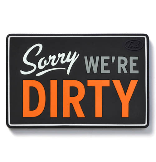 A magnet sign saying "Sorry we&