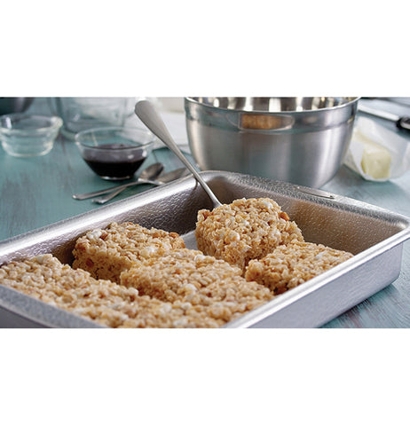 Doughmakers Cake Pan