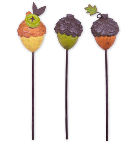 The (Mini) Garden Pick "Acorn" comes in yellow, green, and orange. 