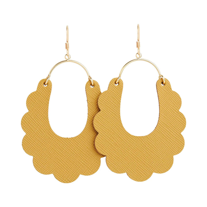 Dahlias Earrings <br> **Available in 2 Colors**