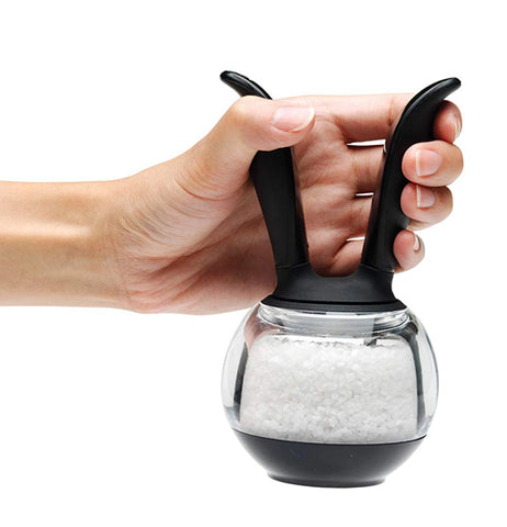 This salt ball grinder has an easy to flip salt grinder thats easy to grin your sea salt. 