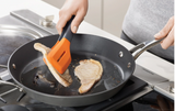 Turner Tongs, "Orange"