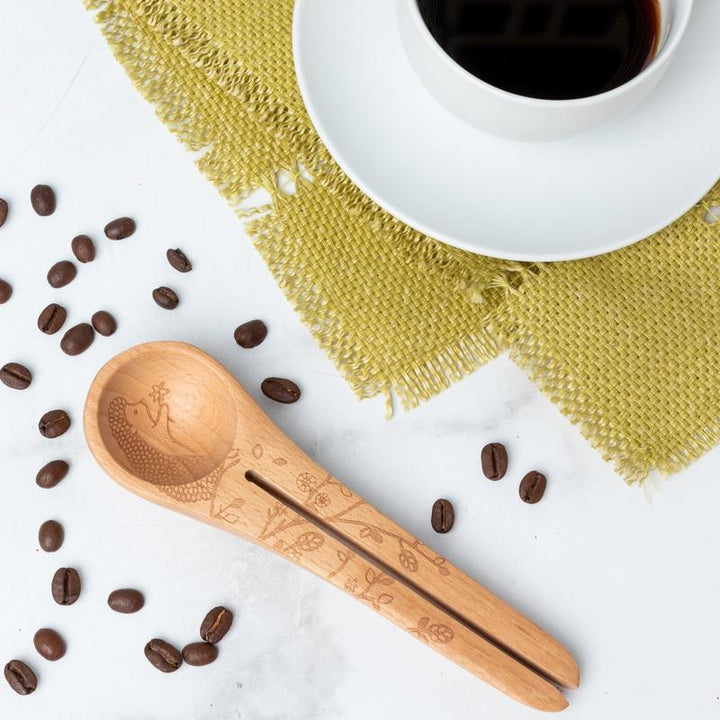 "Woodland" Coffee Scoop and Clip, Solid Beechwood